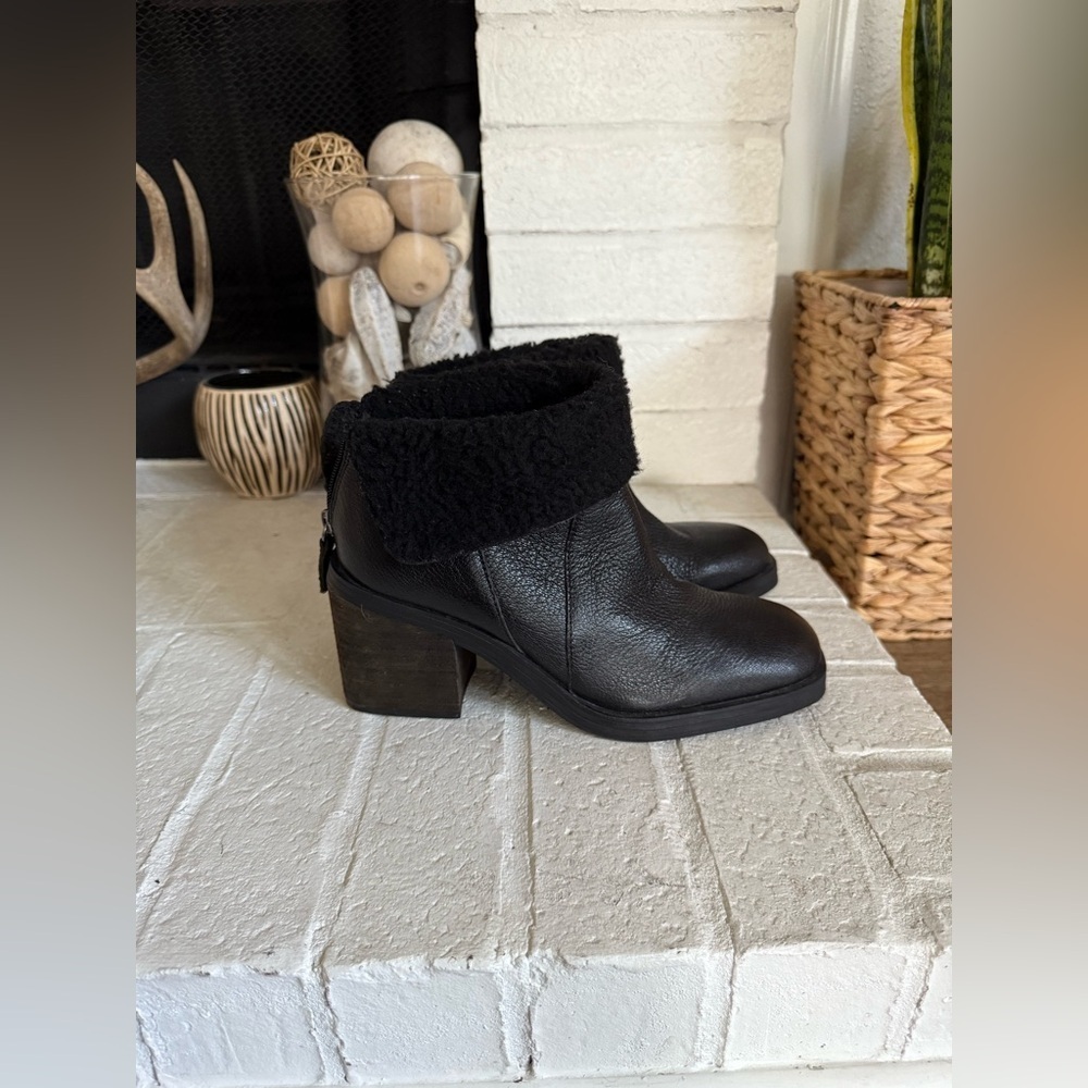Kelsi Dagger Brooklyn Westward Ankle Boots Sz 9 - Picture 2 of 8